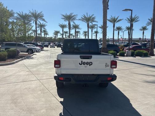 2021 Jeep Gladiator Willys 4x4