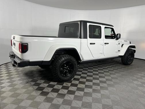 2021 Jeep Gladiator Willys 4x4