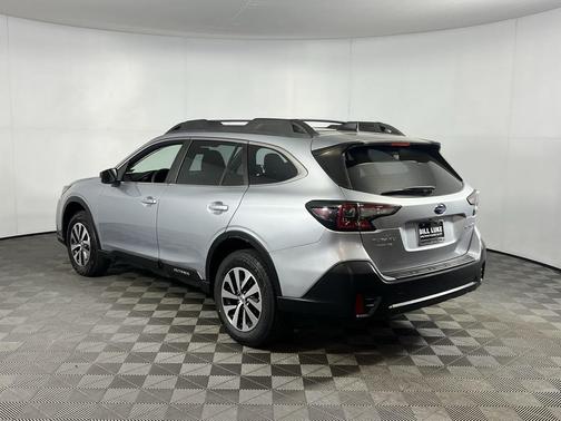 2021 Subaru Outback Base