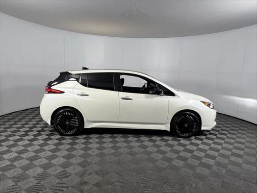 2025 Nissan Leaf SV PLUS