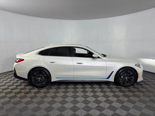Mineral White Metallic 2023 BMW i4 Gran Coupe eDrive40