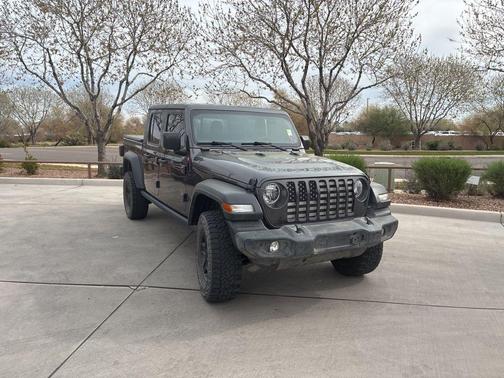 2021 Jeep Gladiator Sport