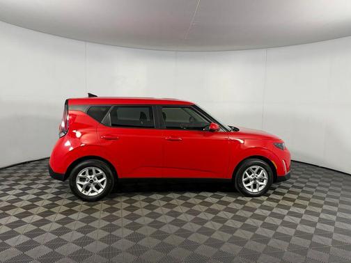 Inferno Red 2025 Kia Soul S