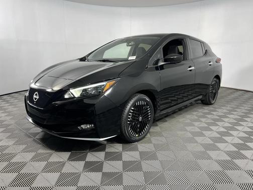 2024 Nissan Leaf SV PLUS