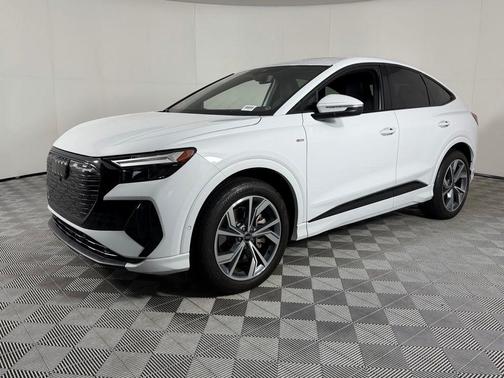 2024 Audi Q4 e-tron Sportback Premium Plus 55 quattro