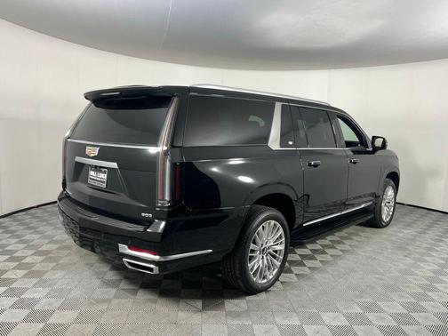 2025 Cadillac Escalade ESV Premium Luxury