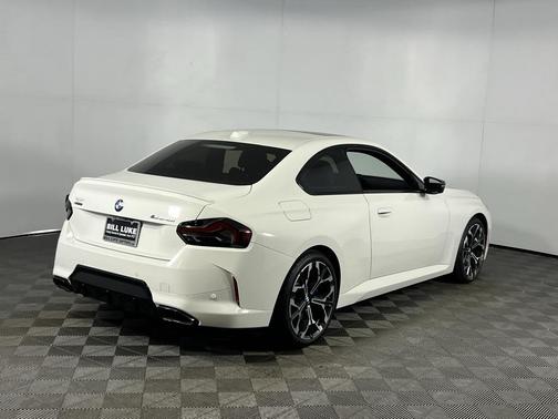 2025 BMW M240 i xDrive