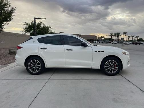 2021 Maserati Levante S