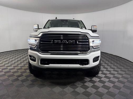 Bright White Clearcoat 2024 RAM 2500 Laramie Crew Cab 4x4 6'4' Box