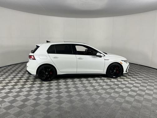 2023 Volkswagen Golf GTI 2.0T SE DSG