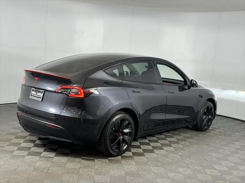 2024 Tesla Model Y Long Range Dual Motor All-Wheel Drive