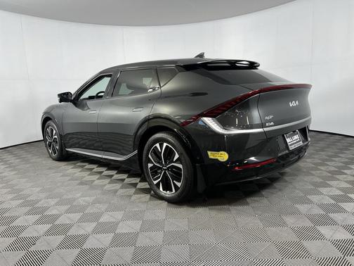 2022 Kia EV6 Wind