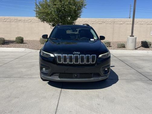 2022 Jeep Cherokee Latitude Lux