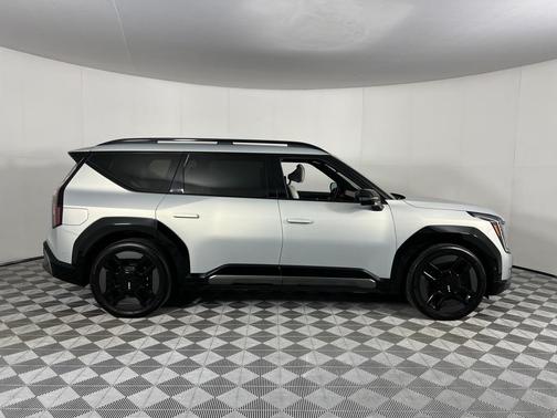 2024 Kia EV9 GT-Line