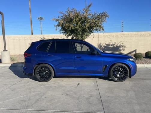 2024 BMW X5 M60i