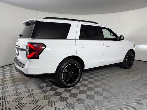 Oxford White 2022 Ford Expedition Limited