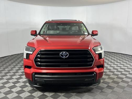2023 Toyota Sequoia SR5