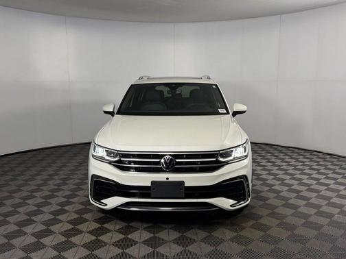 Opal White Pearl 2023 Volkswagen Tiguan 2.0T SEL R-Line 4MOTION