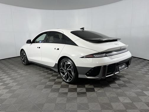 2023 Hyundai IONIQ 6 Limited