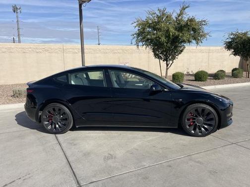 2023 Tesla Model 3 Performance