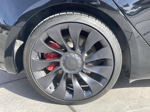 2023 Tesla Model 3 Performance