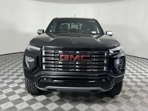 2023 GMC Canyon Denali