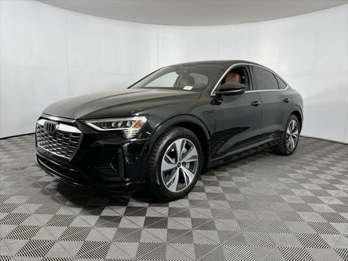 2024 Audi Q8 e-tron Premium Plus
