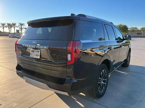 Agate Black Metallic 2025 Ford Expedition Platinum