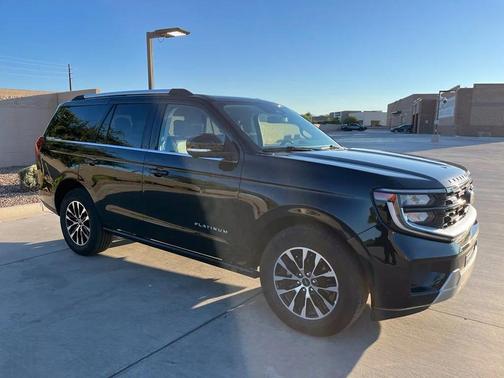 Agate Black Metallic 2025 Ford Expedition Platinum
