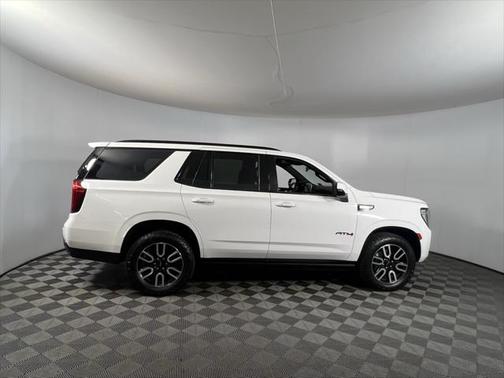2022 GMC Yukon 4WD AT4