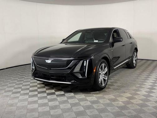 Stellar Black Metallic 2024 Cadillac LYRIQ Tech