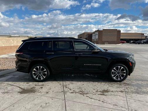 2023 Jeep Grand Cherokee L Overland