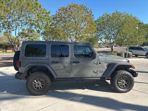 2022 Jeep Wrangler Unlimited Rubicon 392