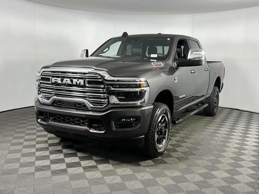 2025 RAM 2500 Laramie Crew Cab 4x4 6'4' Box