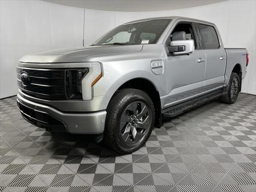 2023 Ford F-150 Lightning LARIAT