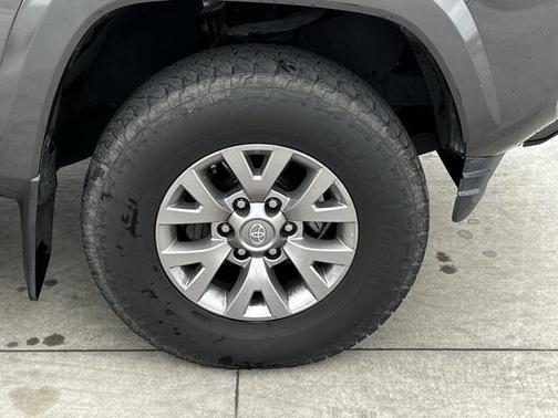 2018 Toyota Tacoma SR5