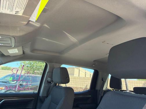Onyx Black 2023 GMC Sierra 1500 SLE