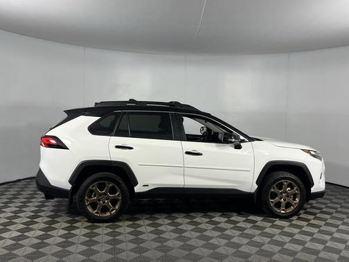 2025 Toyota RAV4 Hybrid Woodland Edition
