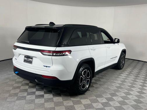 2023 Jeep Grand Cherokee 4xe Trailhawk