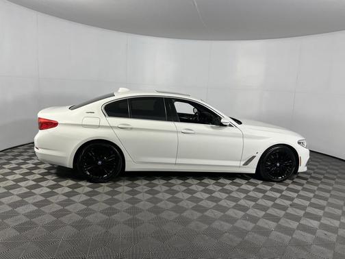 2019 BMW 530e iPerformance