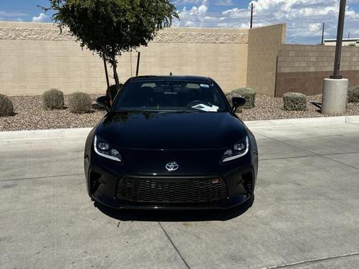 2025 Toyota GR86 Premium