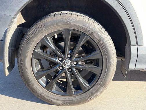 2018 Toyota RAV4 Adventure