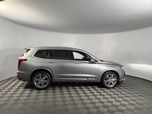 2025 Cadillac XT6 Premium Luxury FWD