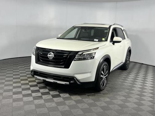 2023 Nissan Pathfinder Platinum 4WD