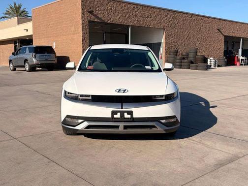 Atlas White 2024 Hyundai IONIQ 5 SEL