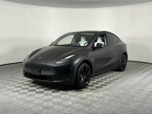 2024 Tesla Model Y Long Range Dual Motor All-Wheel Drive