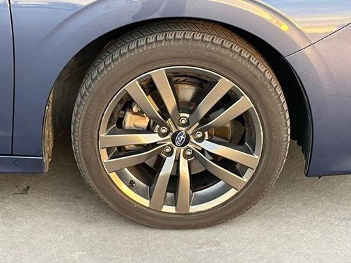 2022 Subaru Legacy Touring XT