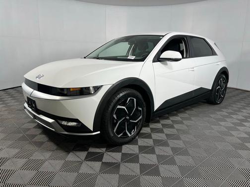 2024 Hyundai IONIQ 5 SE Standard Range