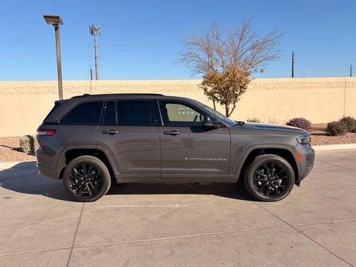 2023 Jeep Grand Cherokee 4xe Overland