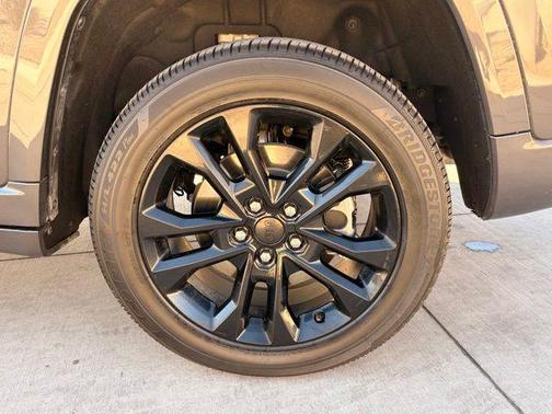 2023 Jeep Grand Cherokee 4xe Overland